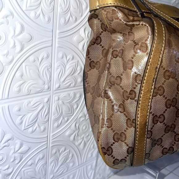 Authentic Gucci D Ring Handbag - Picture 5 of 10